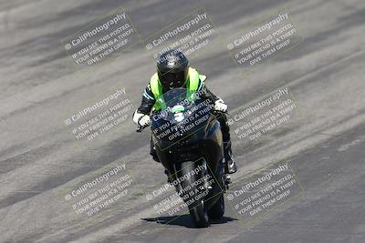 media/Apr-13-2024-SoCal Trackdays (Sat) [[f1617382bd]]/13-Bowl Entry-Backside (220pm)/